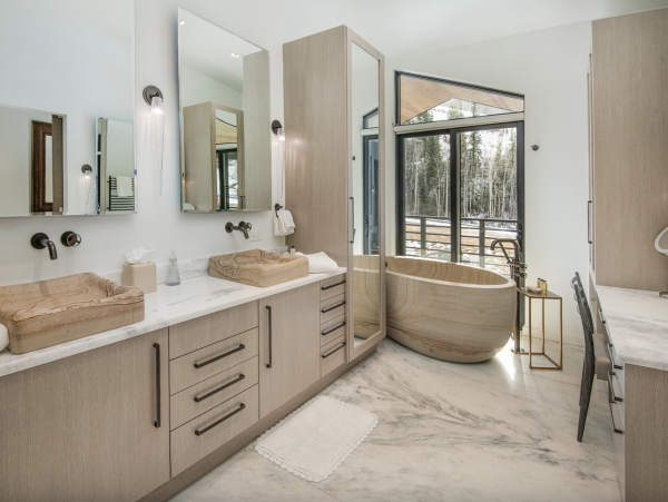 Luxury Vail Ski-In-Ski-Out Penthouse Sleeps Twelve Guests